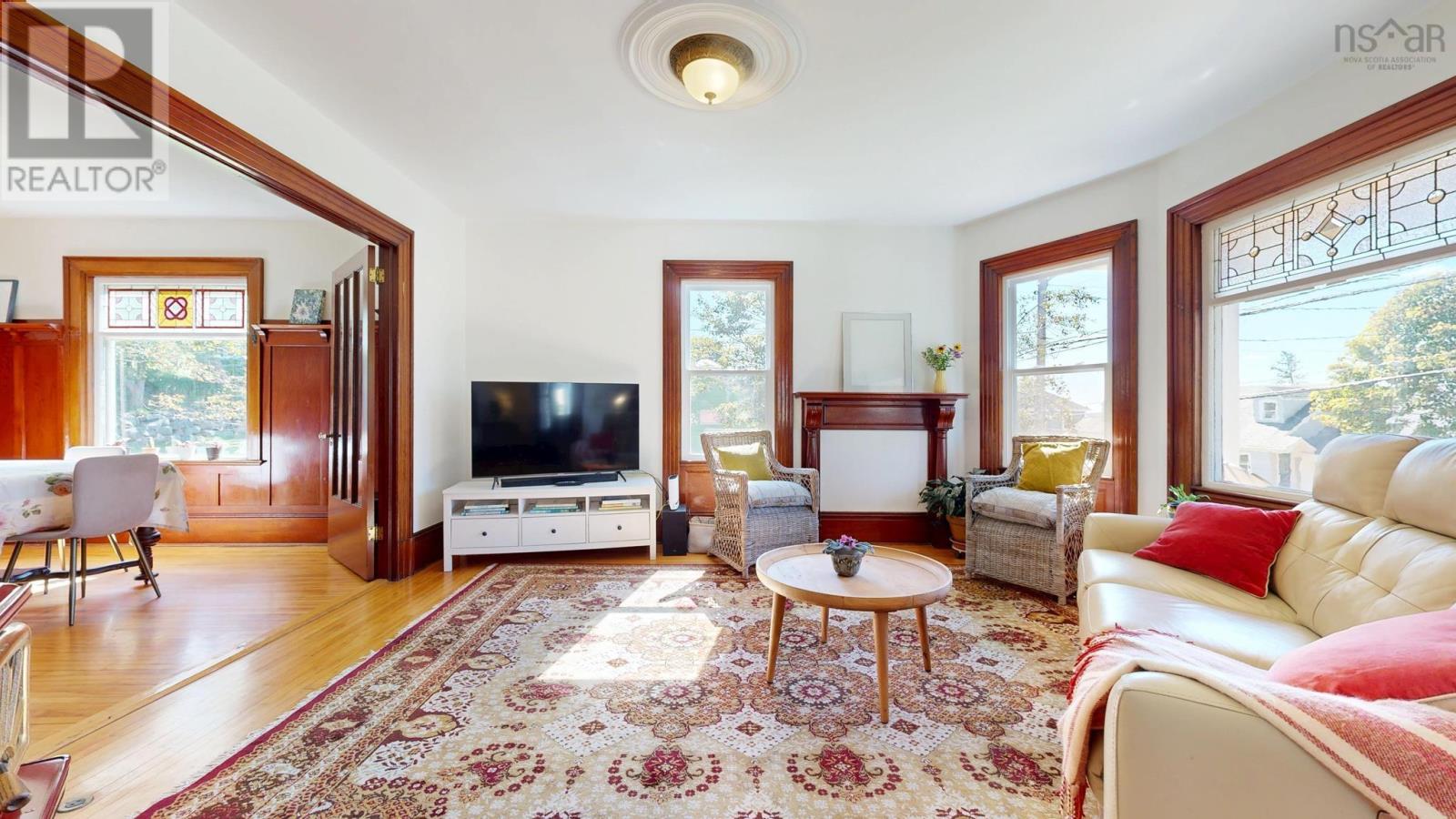 311 Pelham Street, Lunenburg, Nova Scotia  B0J 2C0 - Photo 13 - 202624681