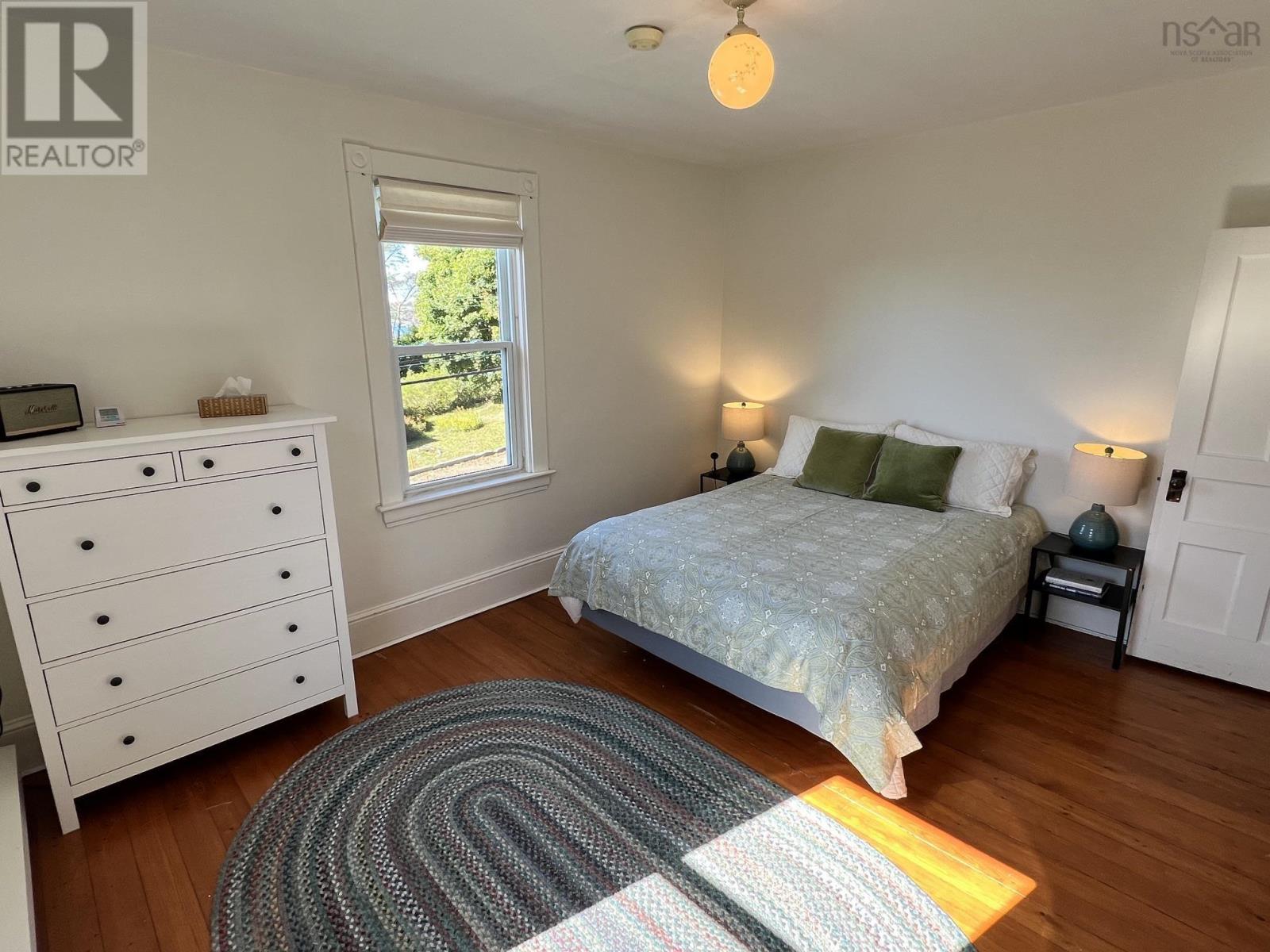 311 Pelham Street, Lunenburg, Nova Scotia  B0J 2C0 - Photo 31 - 202624681