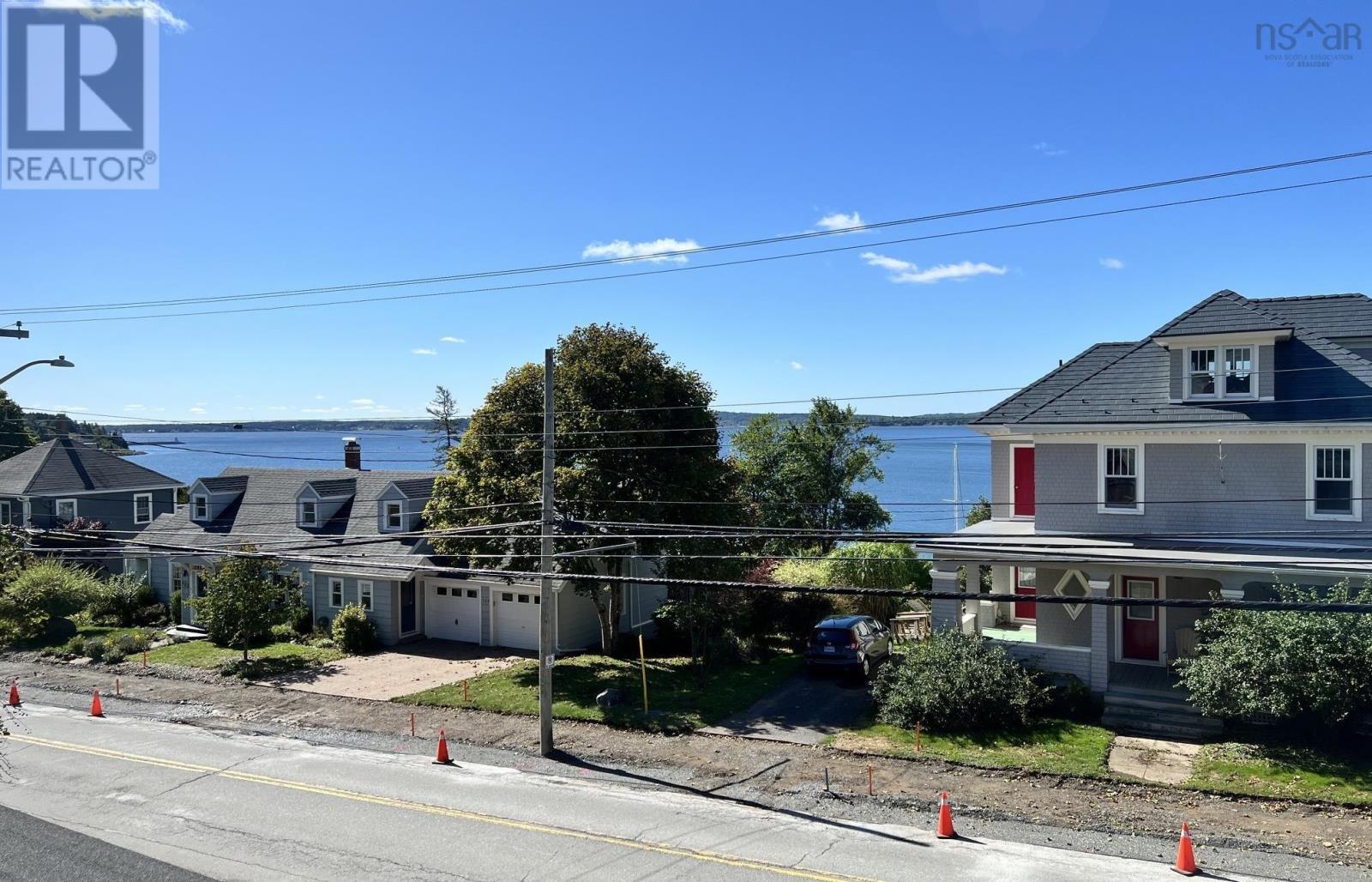 311 Pelham Street, Lunenburg, Nova Scotia  B0J 2C0 - Photo 33 - 202624681