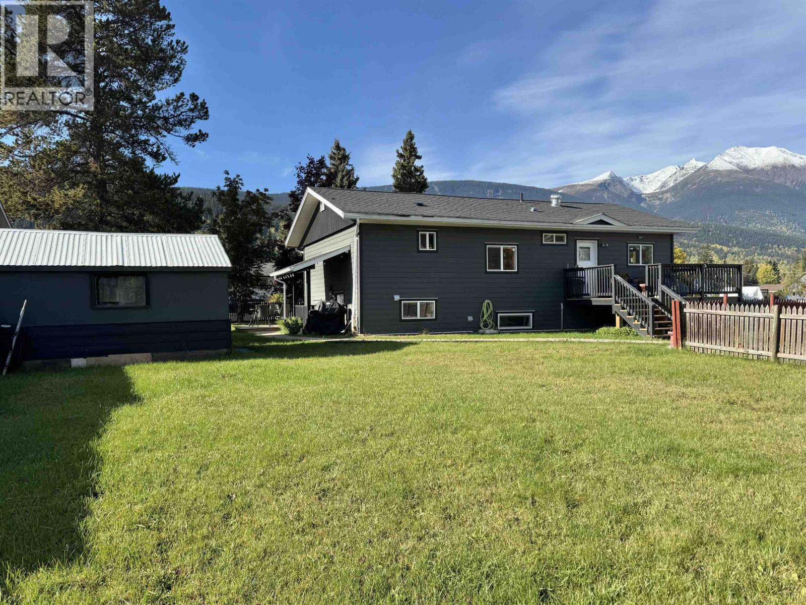 4186 2nd Avenue, Smithers, British Columbia  V0J 2N0 - Photo 3 - R3171475