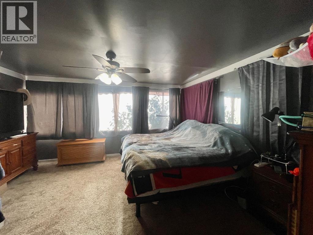 4907 7 Avenue