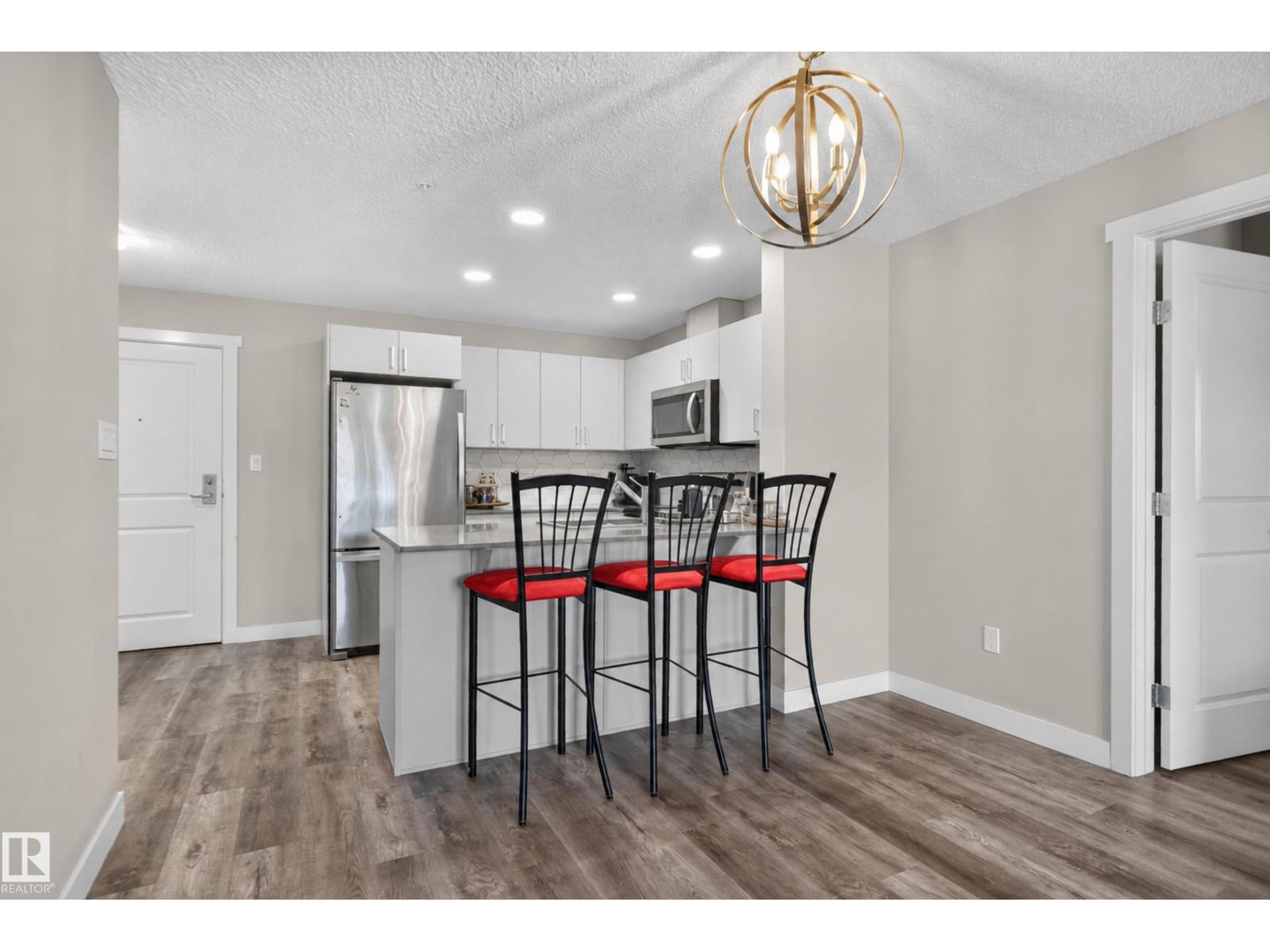 #205 1506 TAMARACK BV NW