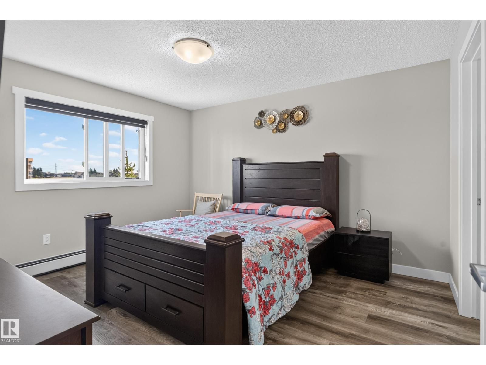 #205 1506 TAMARACK BV NW