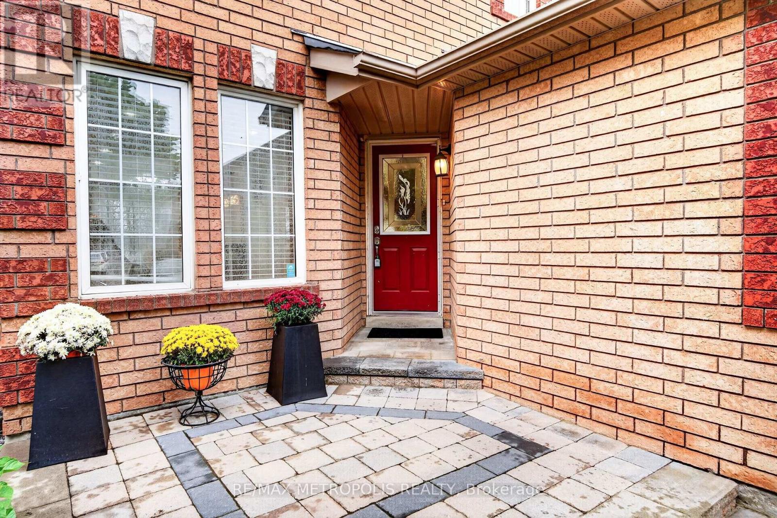 95 John Walter Crescent, Clarington, Ontario  L1E 2W8 - Photo 5 - E13848438
