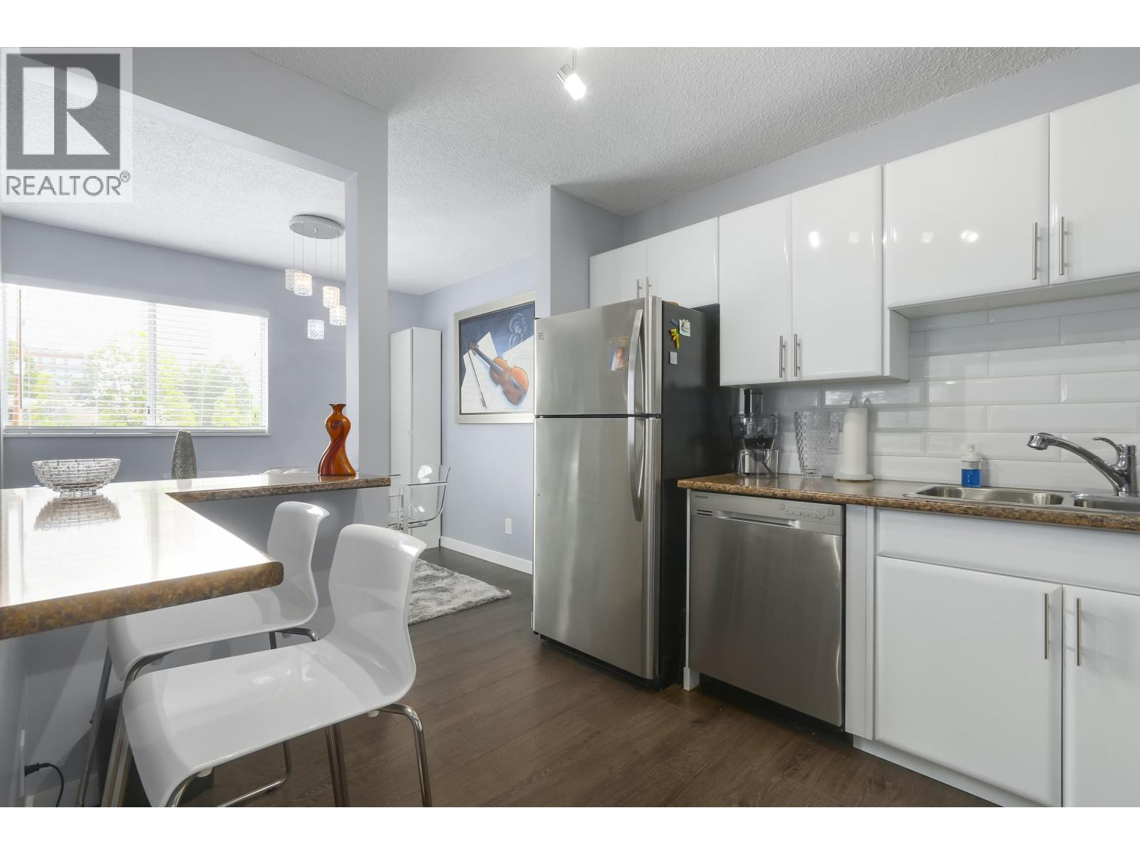 402 550 Eighth Street, New Westminster, British Columbia  V3M 3R9 - Photo 10 - R3171491