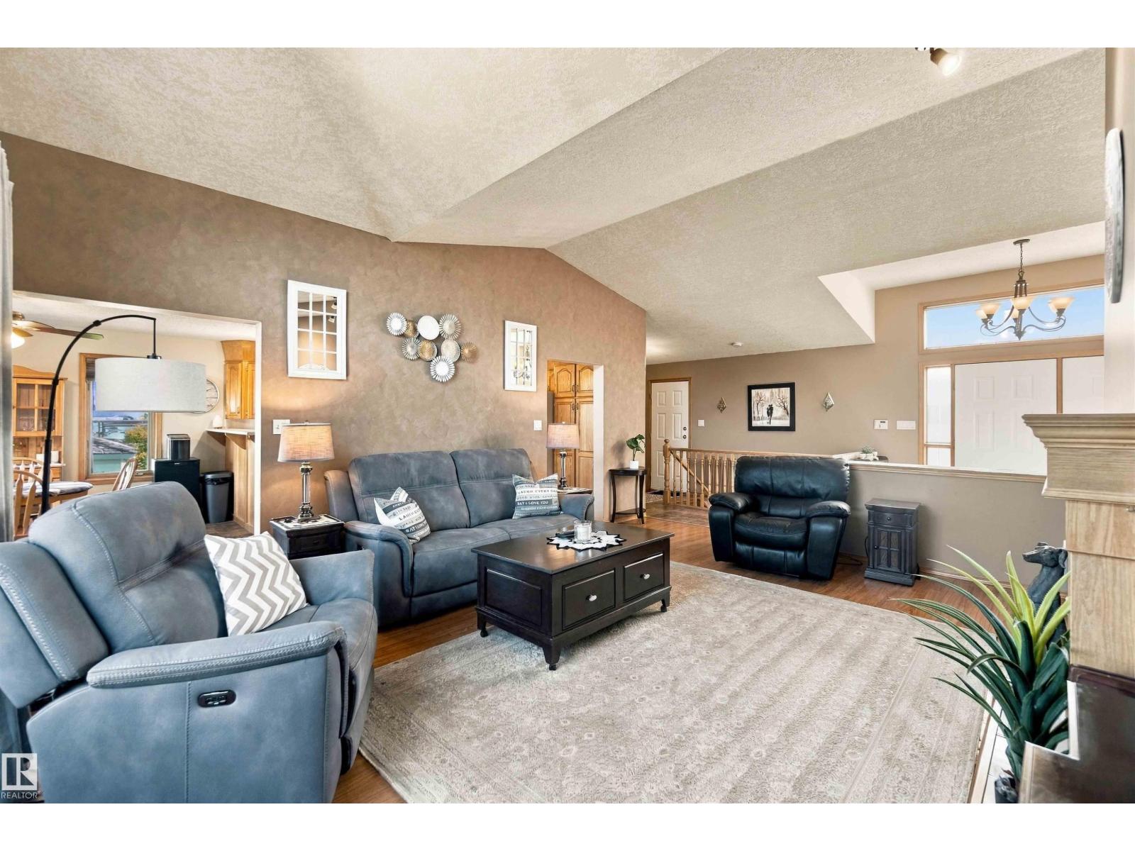 16, 56019 Rge Rd 230