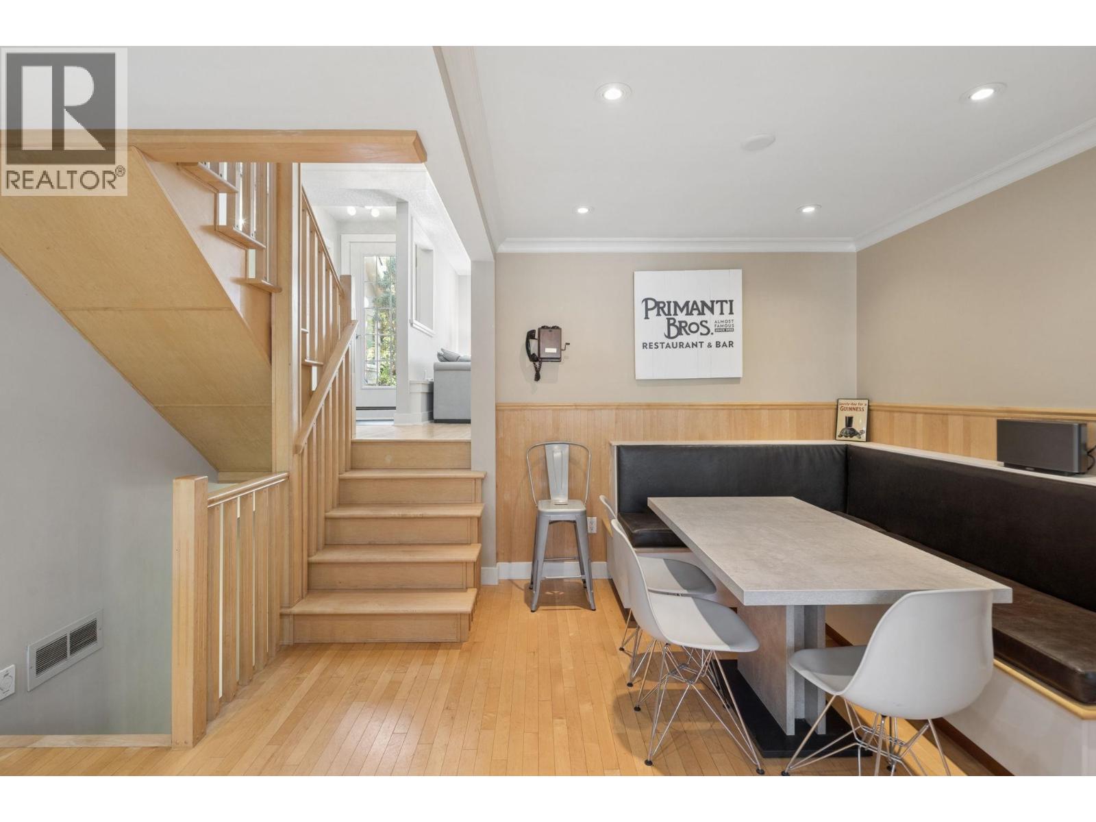 3 230 W 15th Street, North Vancouver, British Columbia  V7M 1S2 - Photo 5 - R3171413