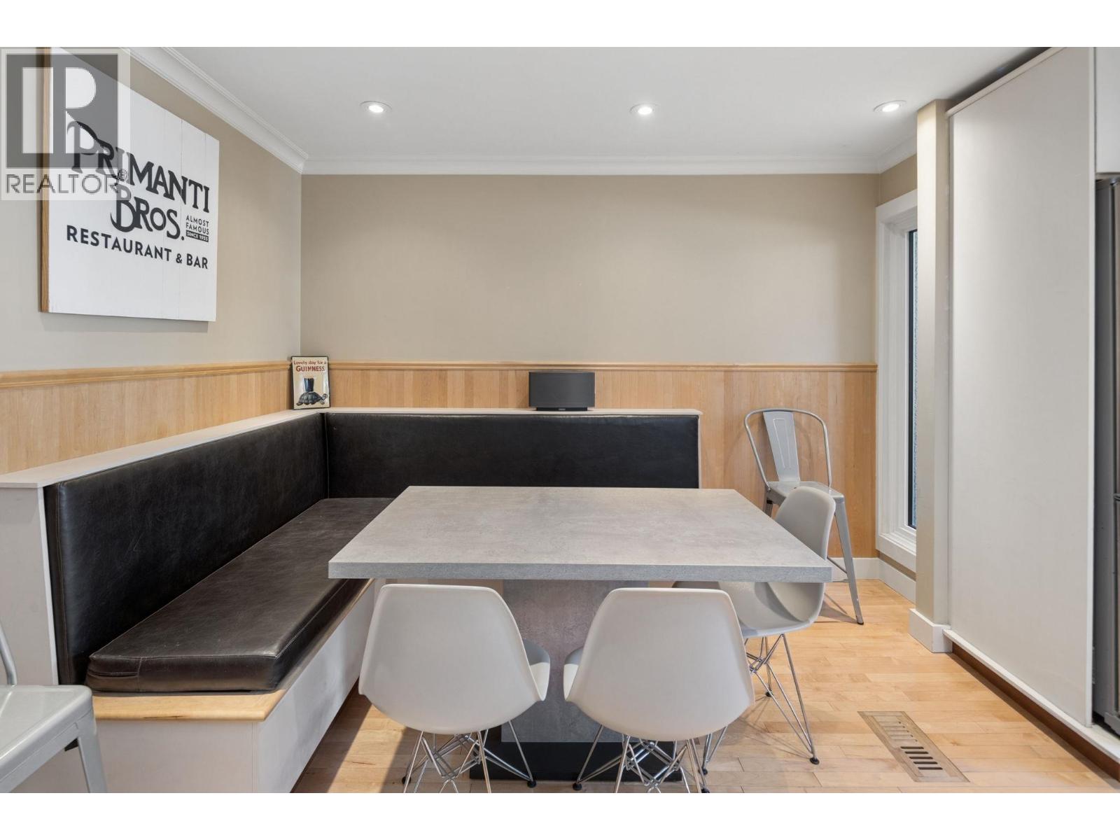 3 230 W 15th Street, North Vancouver, British Columbia  V7M 1S2 - Photo 6 - R3171413