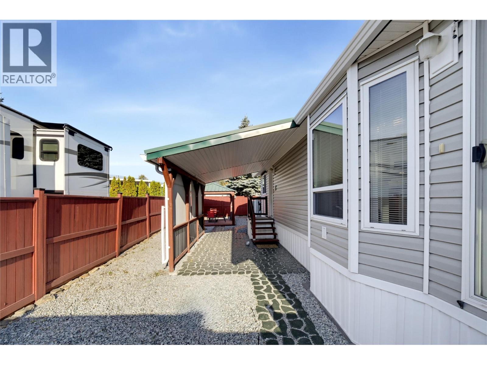 1383 Silver Sands Road Unit# 126, Sicamous, British Columbia  V0E 2V4 - Photo 4 - 10401917