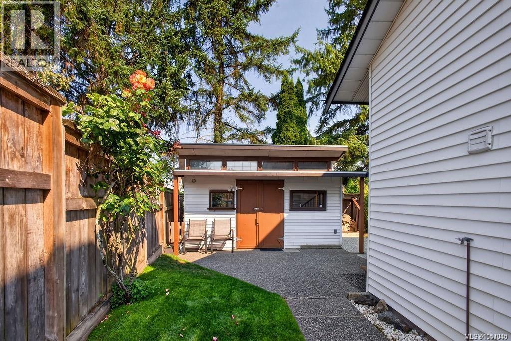 3961 Reynolds Crt
