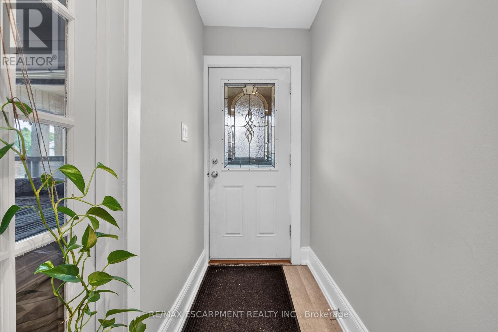 103 Belmont Avenue, Hamilton, Ontario  L8L 7M2 - Photo 6 - X13852122