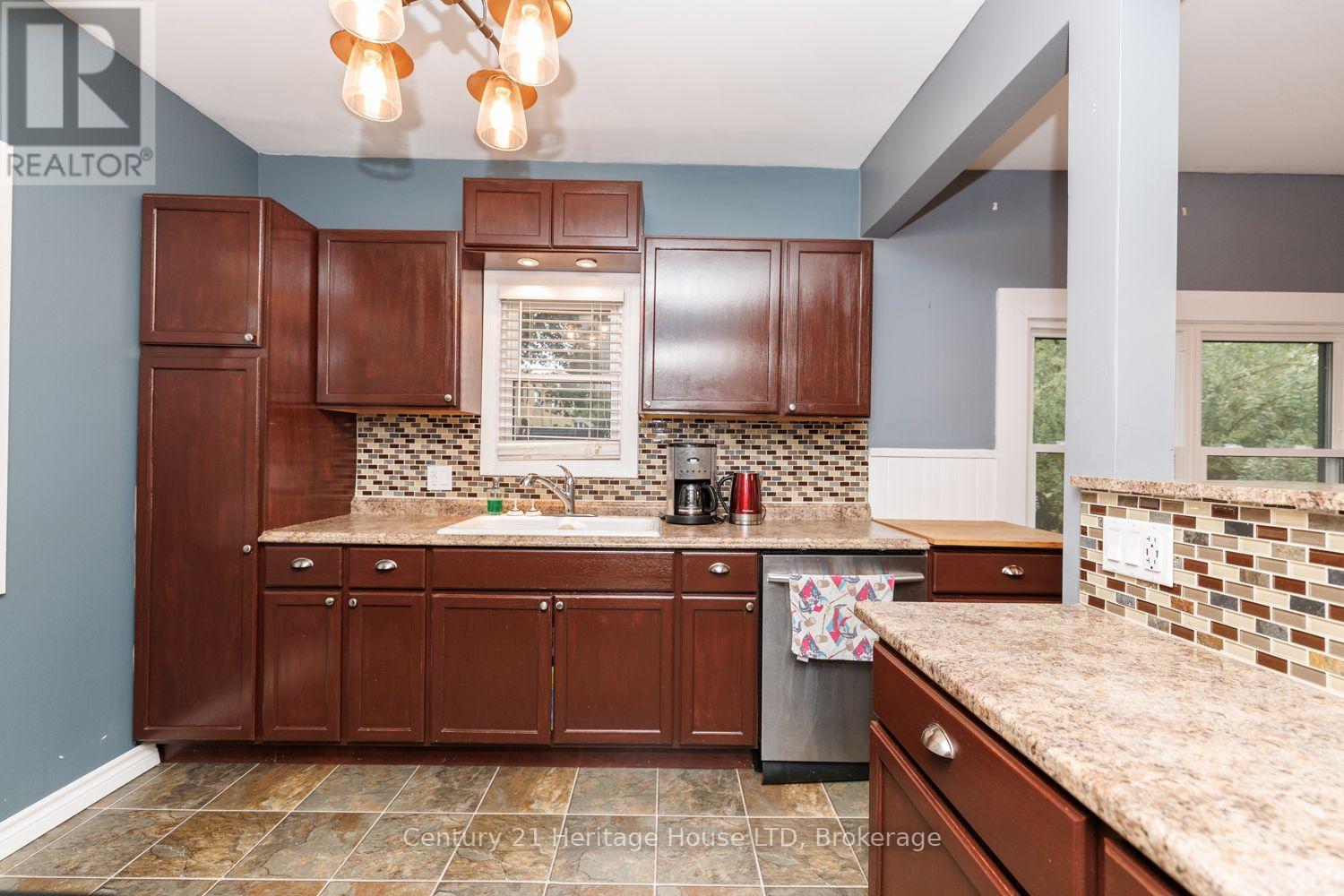 305 Phipps Street S, Fort Erie, Ontario  L2A 2V7 - Photo 9 - X13844700