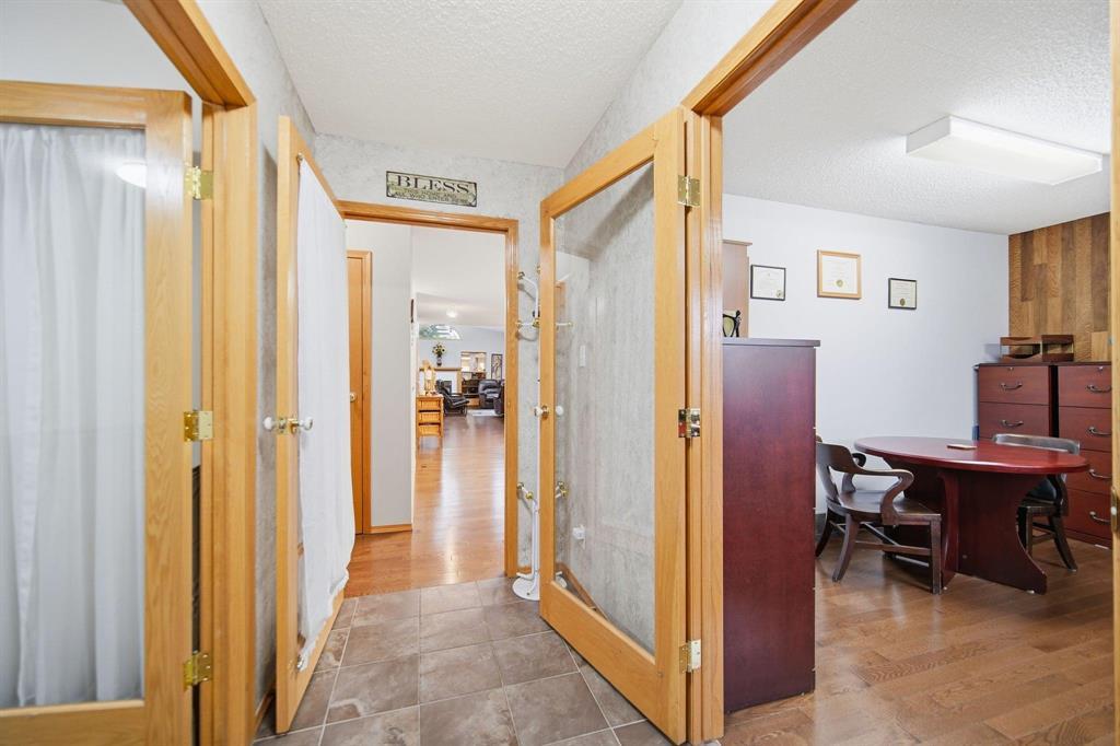 84 2nd Street S, Niverville, Manitoba R0A 1E0 - Photo 2 - 202624497
