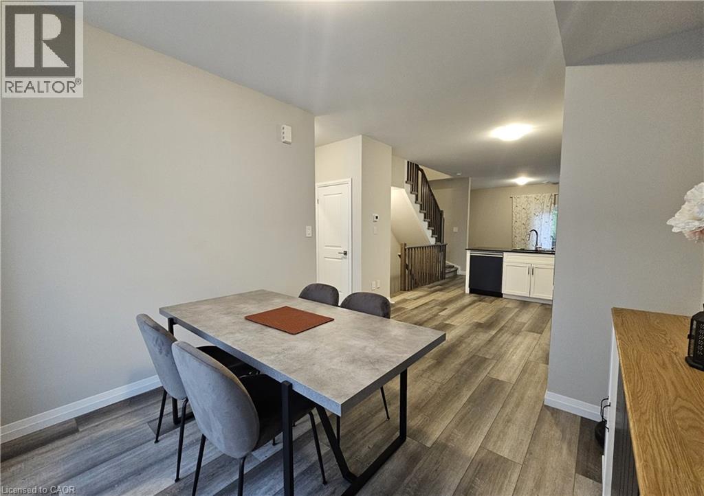 720 Grey Street Unit# 4, Brantford, Ontario  N3S 0K2 - Photo 4 - 40867928