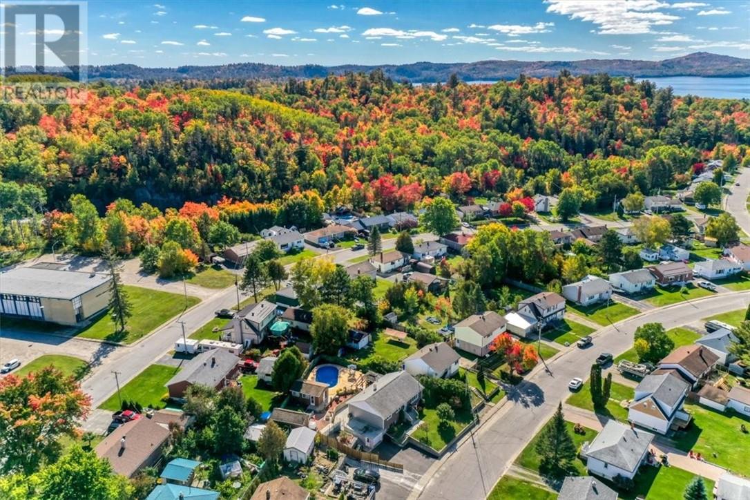 30 Fir St, Onaping, Ontario  P0M 2R0 - Photo 44 - 2130687
