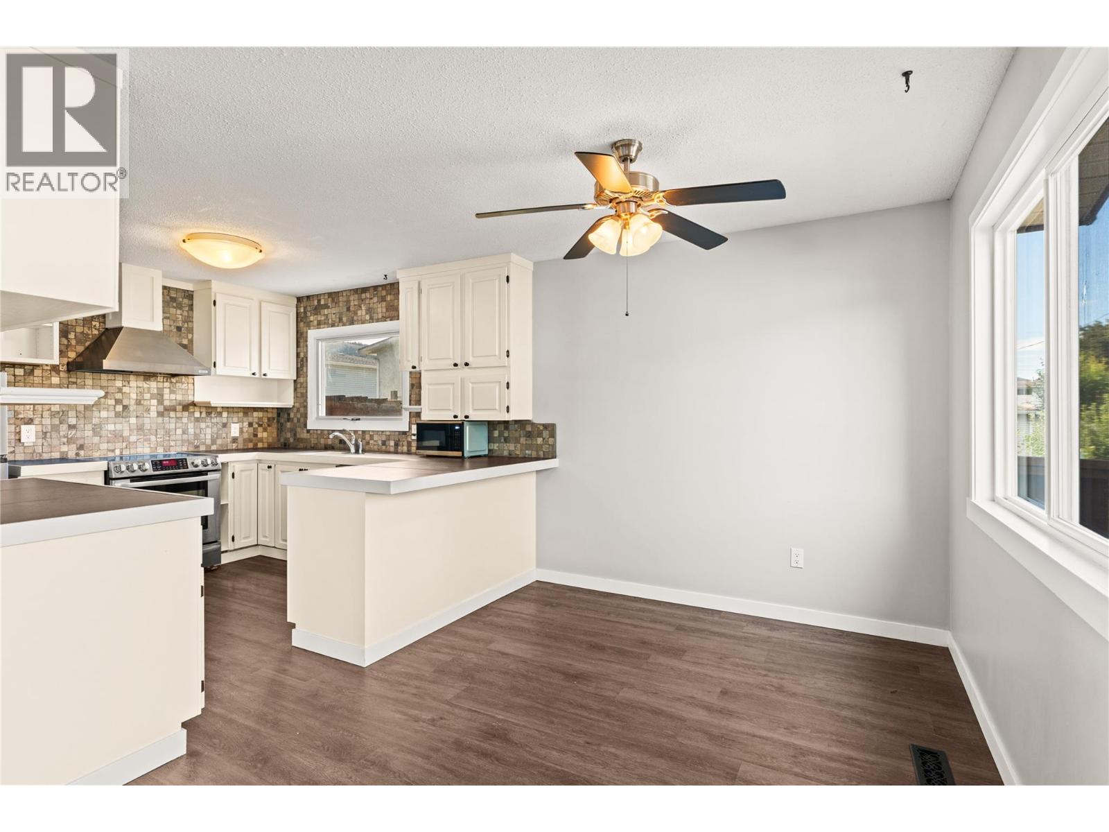 1603B 45TH Street