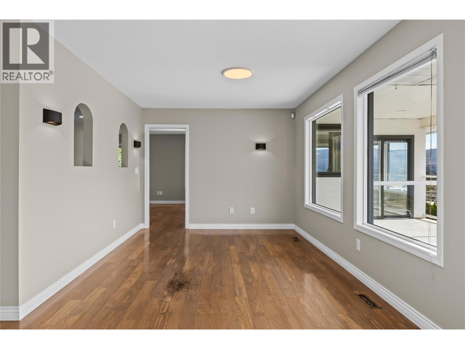 657 Royal View Drive