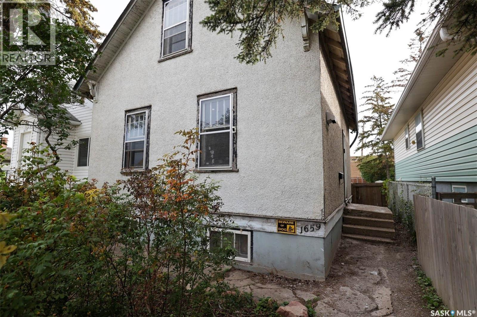 1659 Montreal Street, Regina, Saskatchewan  S4P 1K7 - Photo 1 - SK050084