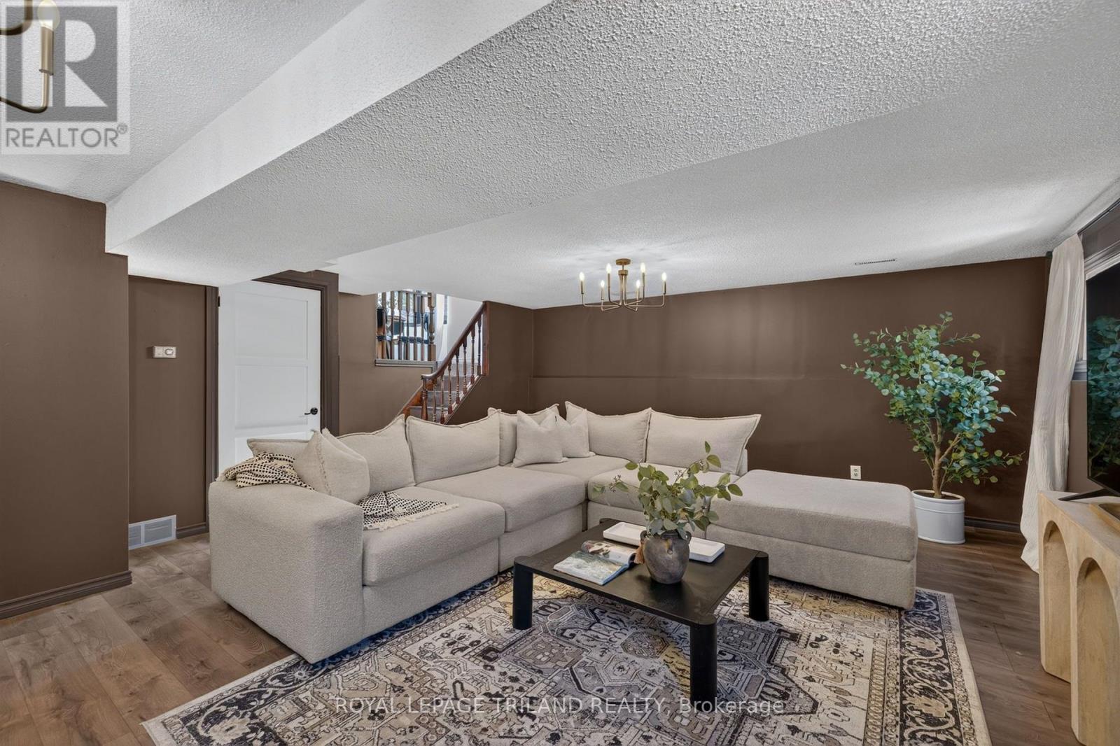 38 Caprice Crescent, London East, Ontario N5V 3M2 - Photo 24 - X13852216