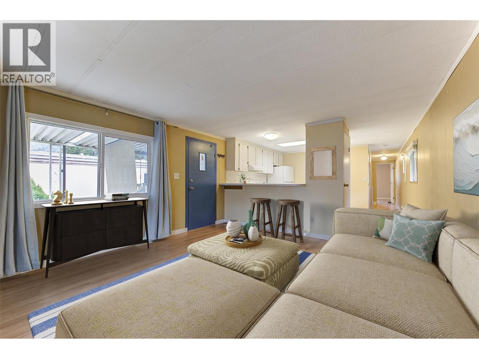1929 97 Highway S Unit# 45