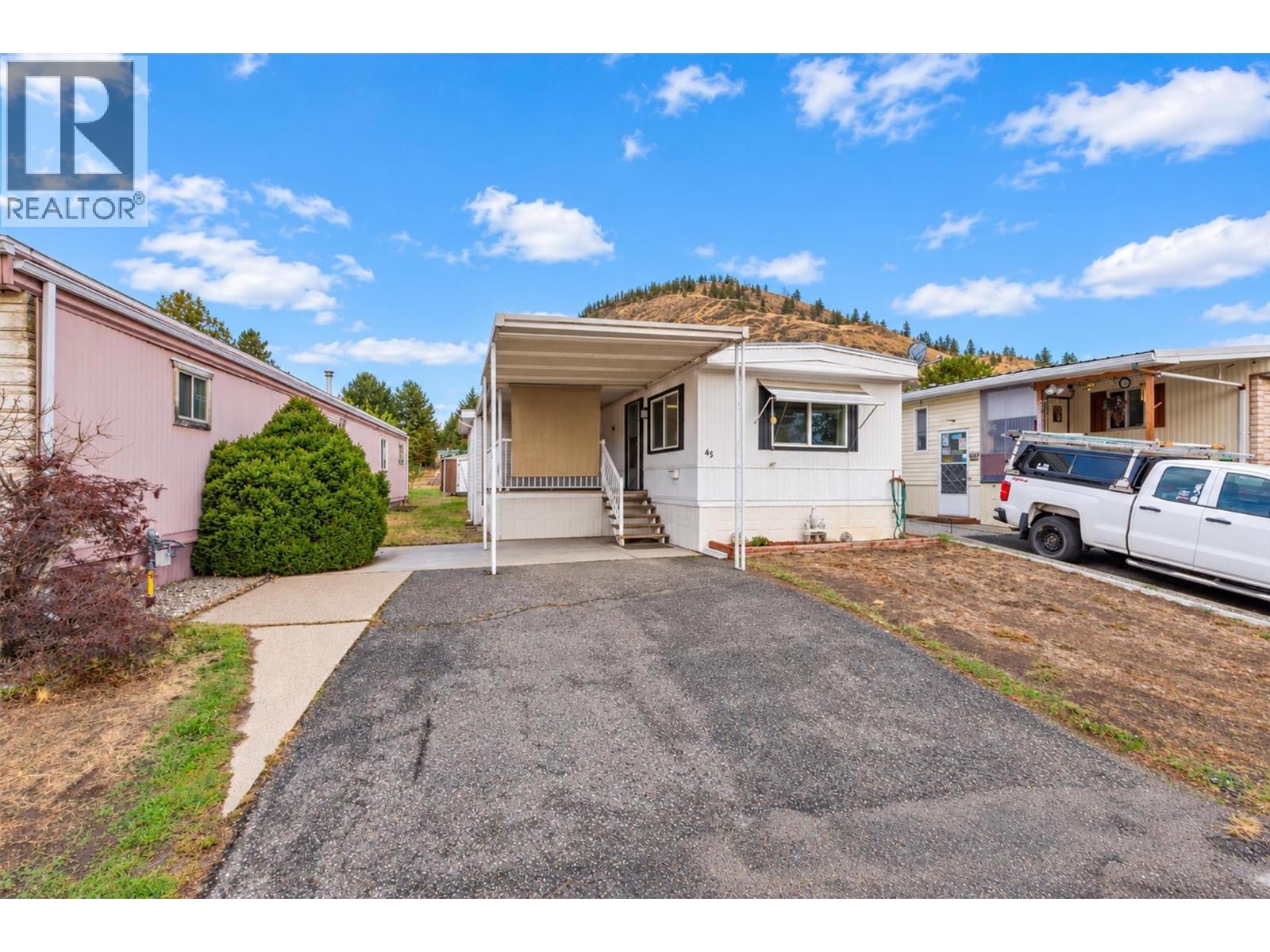 1929 97 Highway S Unit# 45