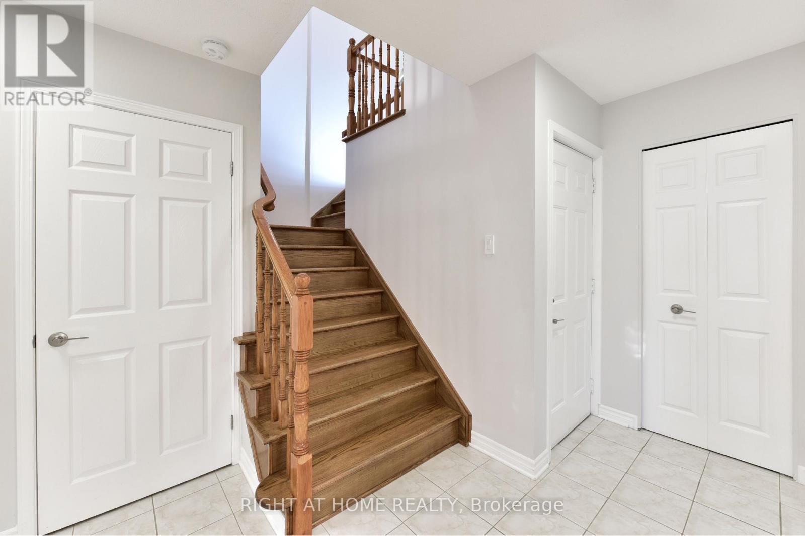 24 Harrington Court, Ottawa, Ontario K2K 2S7 - Photo 18 - X13852228