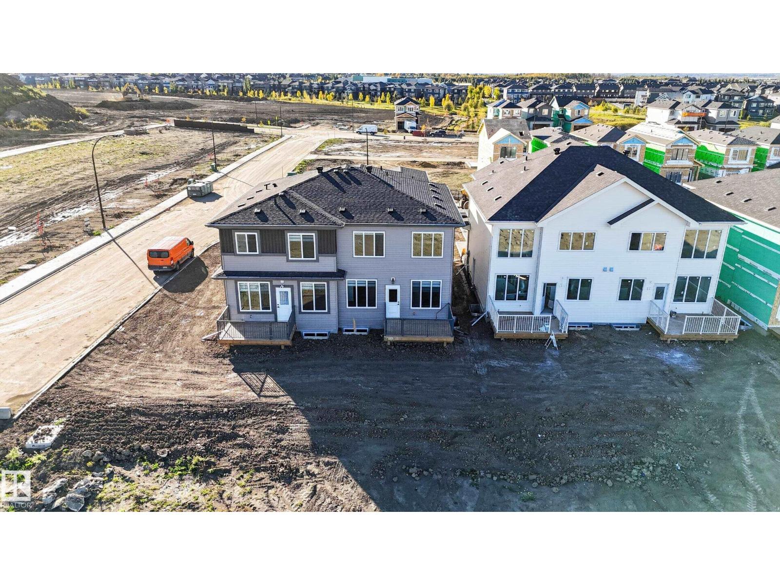 4 parker LN