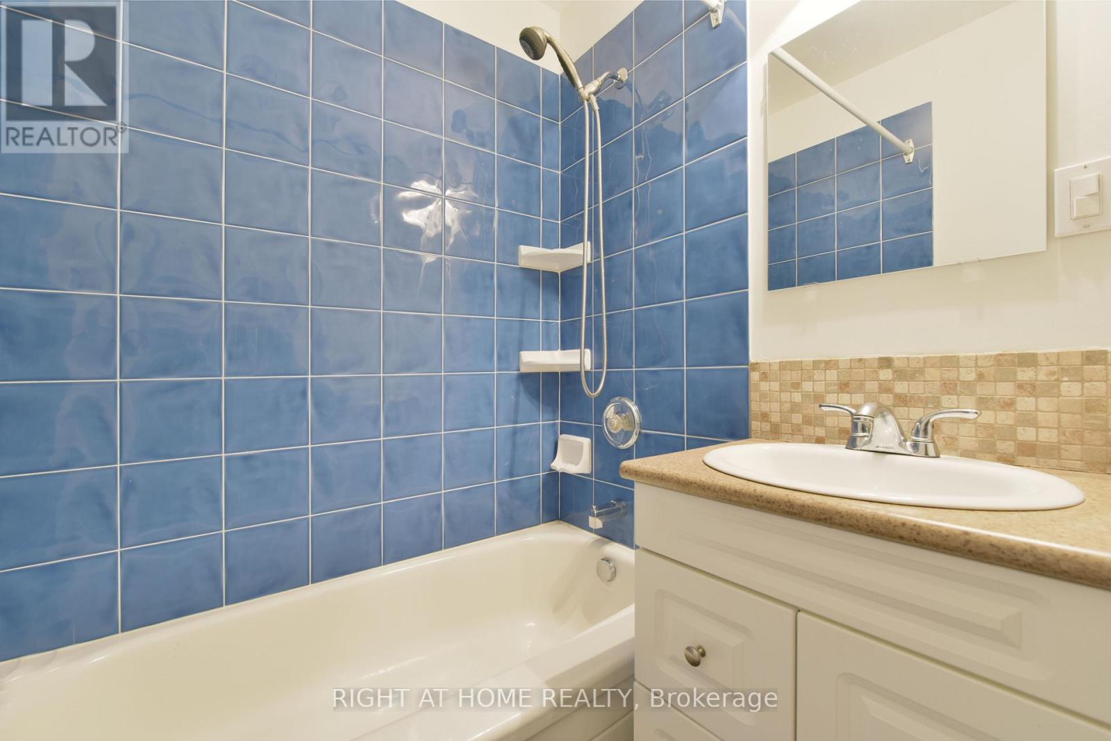 37 Rossland Avenue, Ottawa, Ontario K2G 2K3 - Photo 14 - X13852234