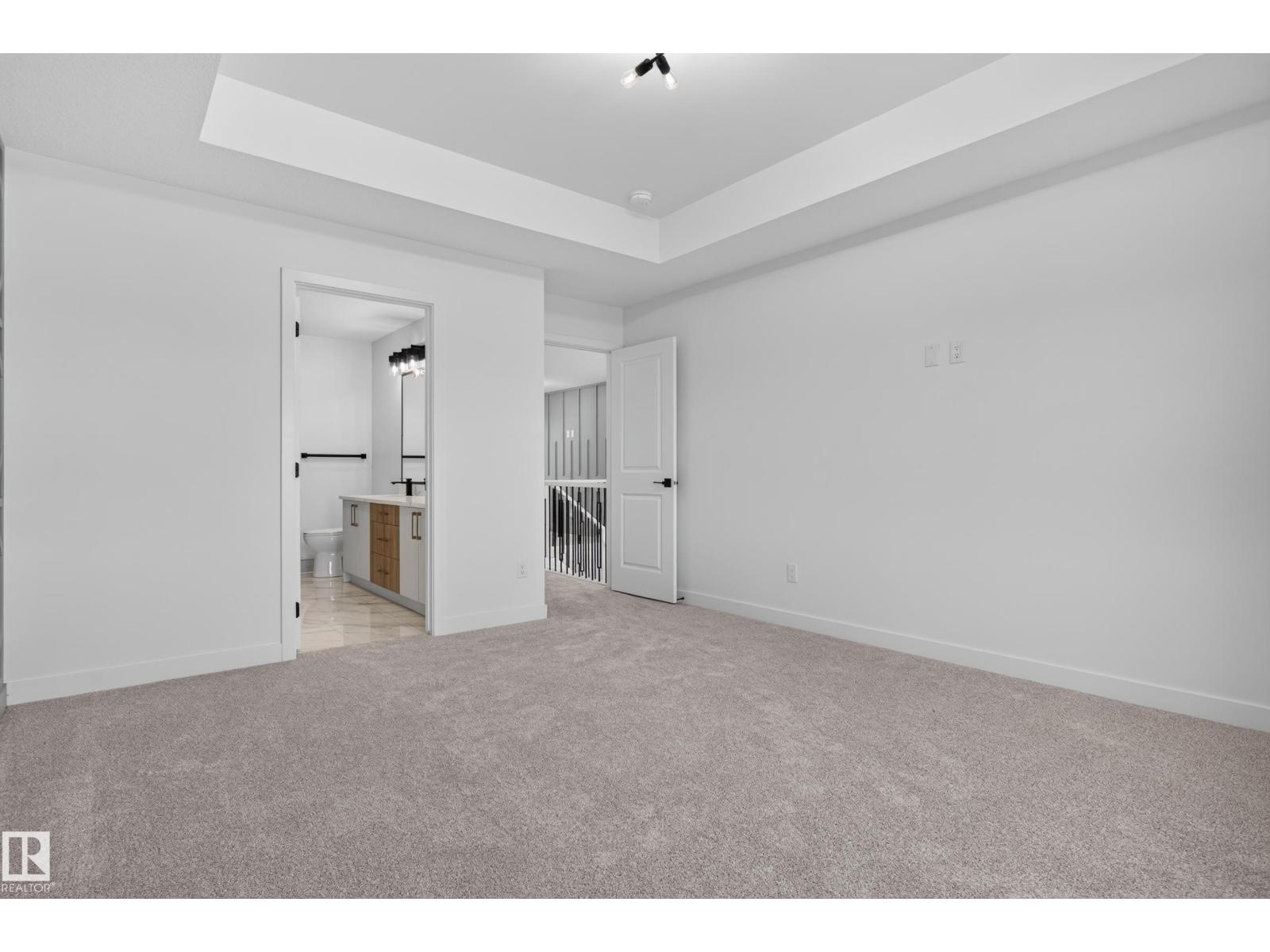 4 parker LN