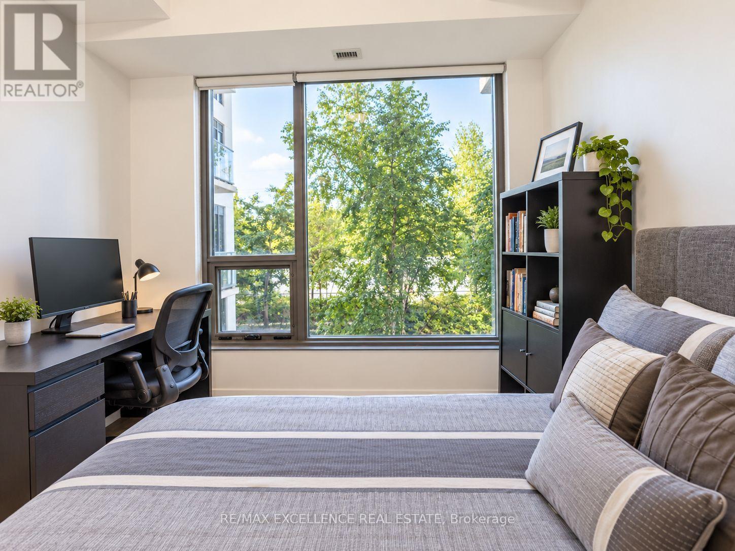 330 - 280 Howland Avenue, Toronto, Ontario  M5R 0C3 - Photo 6 - C13852238