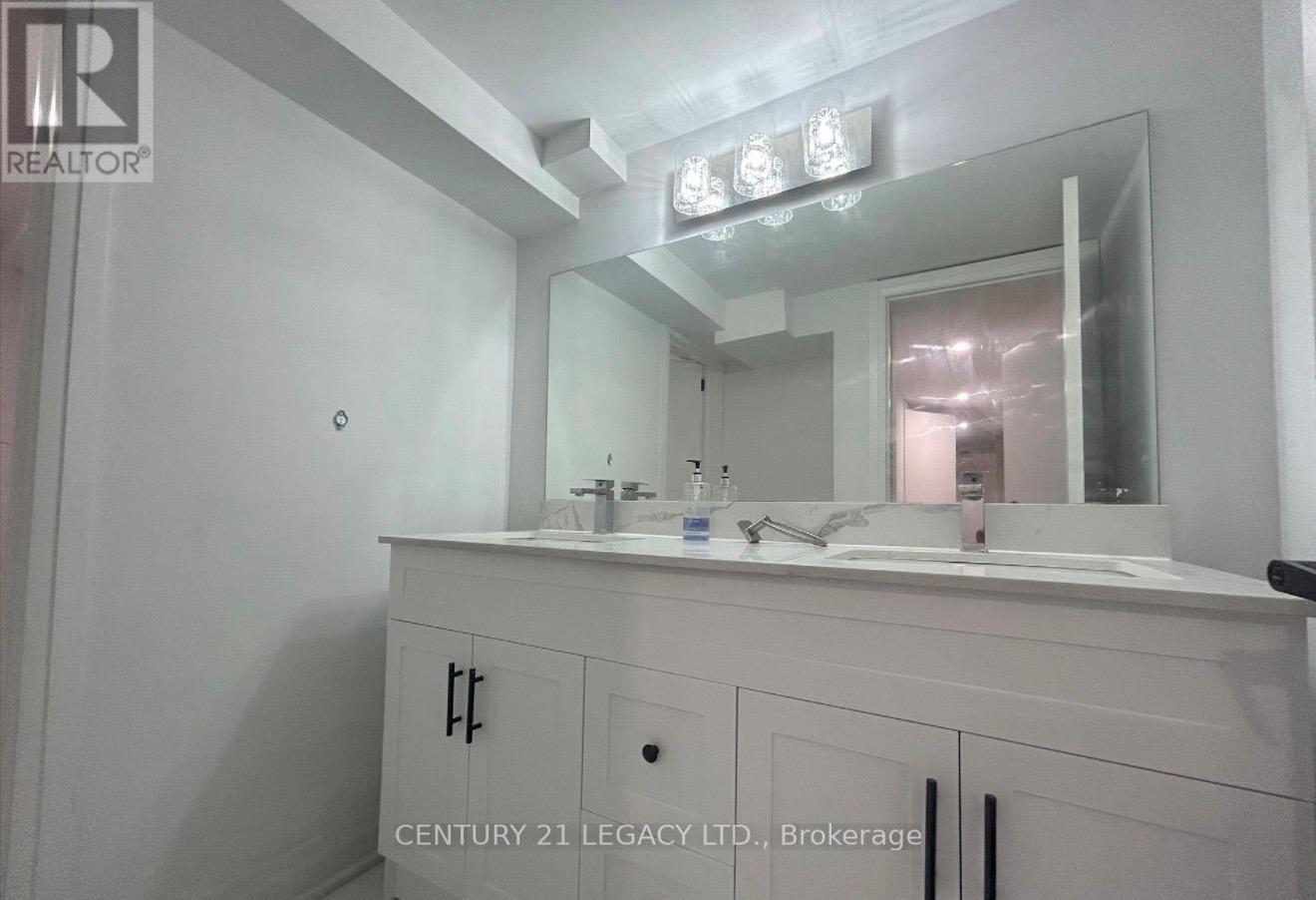68 Singleton Road, Toronto, Ontario M1R 1H9 - Photo 12 - E13852210