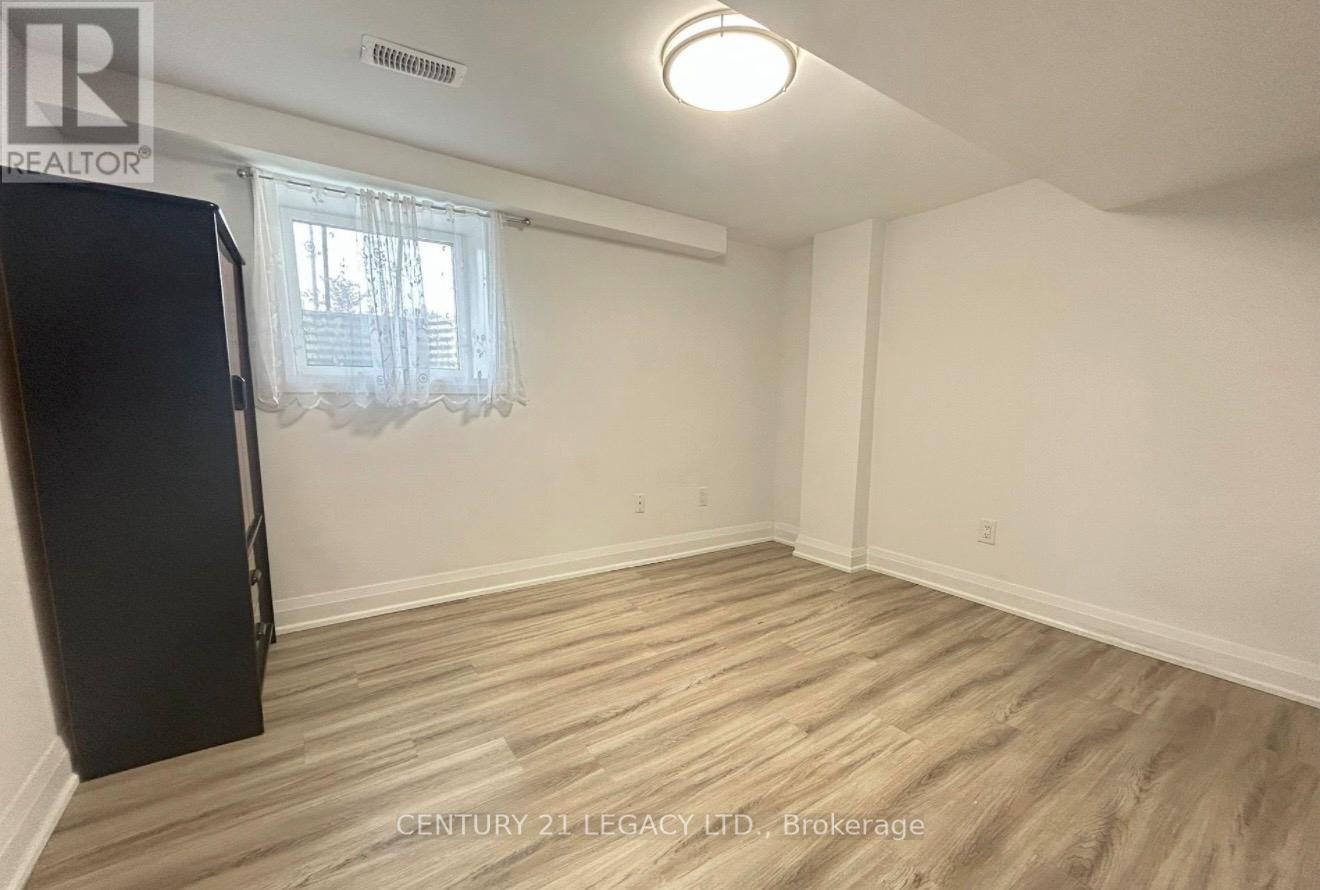 68 Singleton Road, Toronto, Ontario M1R 1H9 - Photo 7 - E13852210