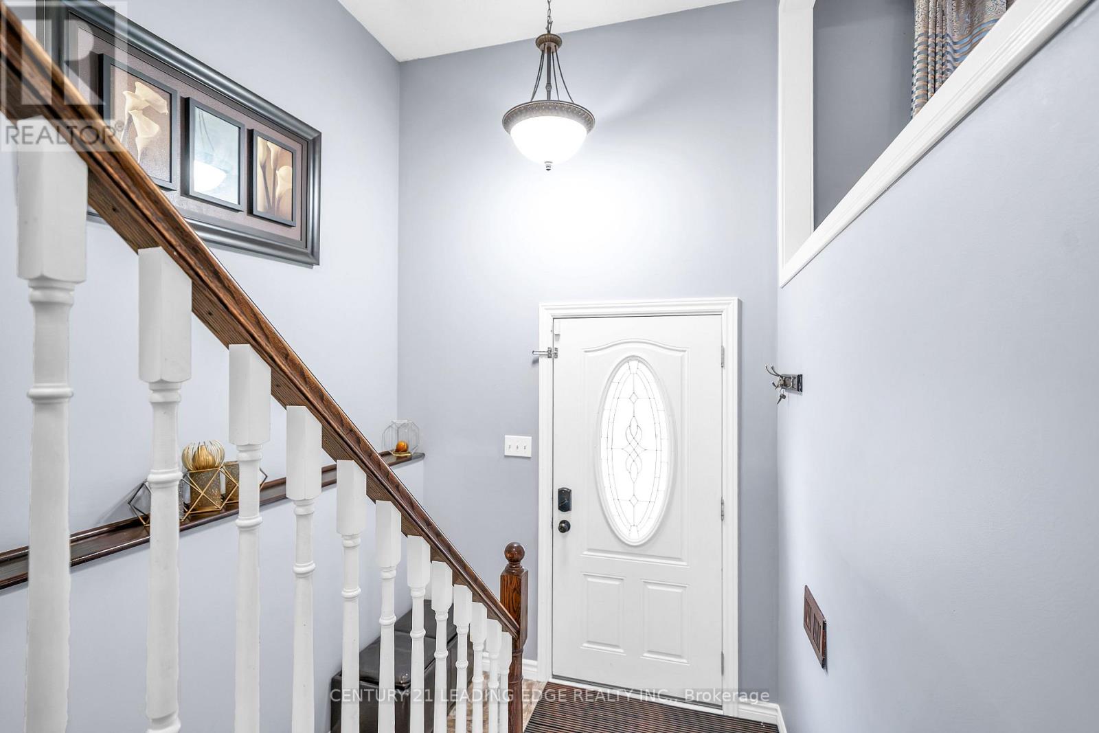 10 Fairbairn Court, Clarington, Ontario L1C 4K9 - Photo 6 - E13852242