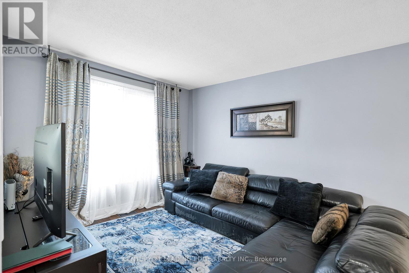 10 Fairbairn Court, Clarington, Ontario L1C 4K9 - Photo 9 - E13852242