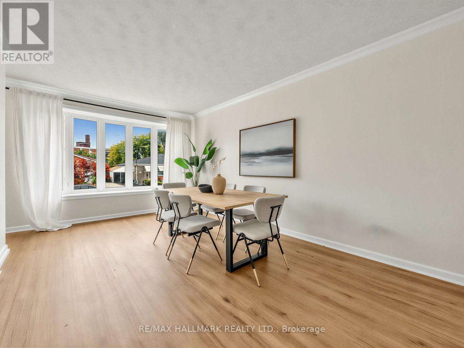 16 Avis Crescent, Toronto, Ontario M4B 1B7 - Photo 11 - E13852248