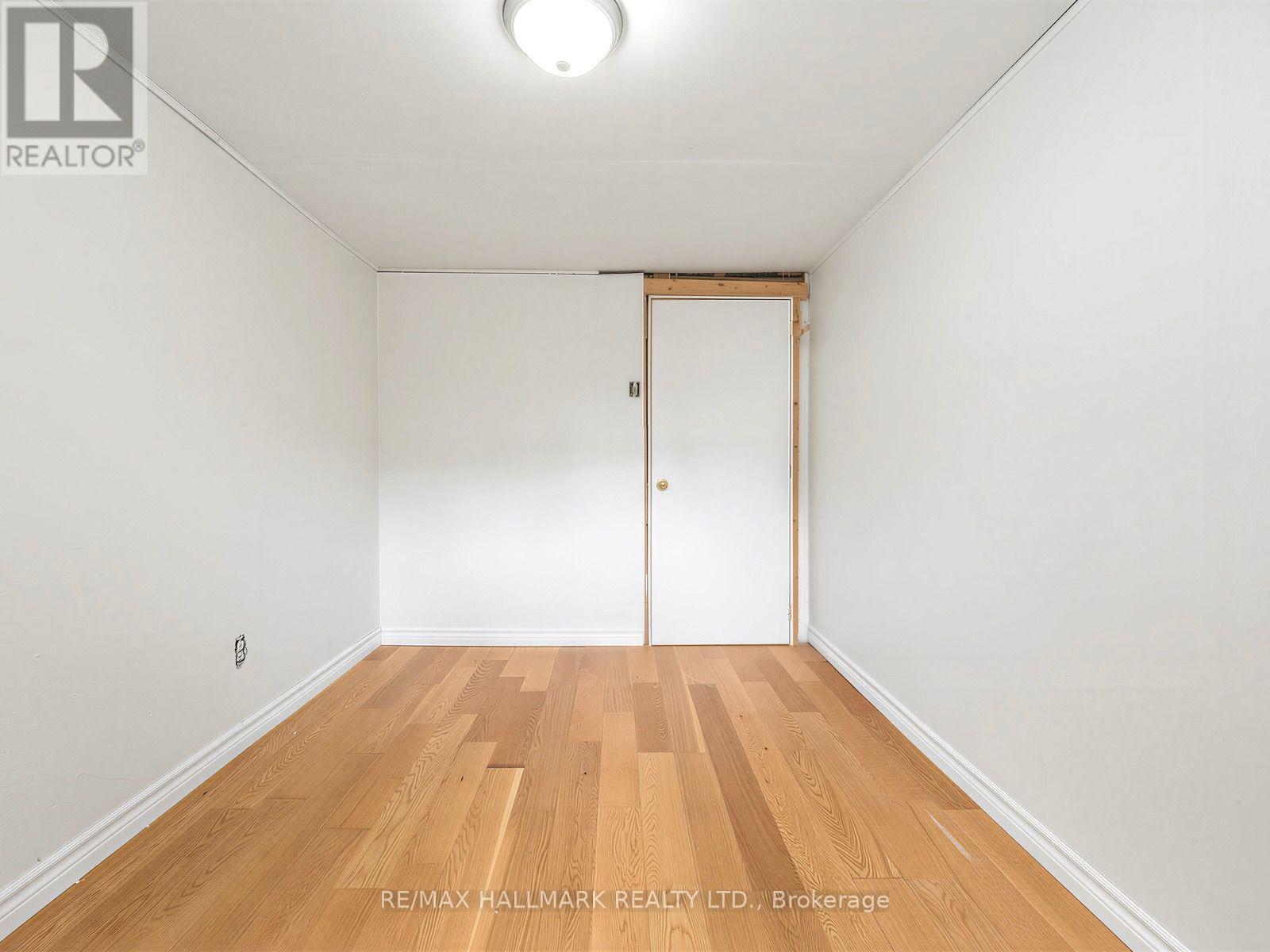 16 Avis Crescent, Toronto, Ontario M4B 1B7 - Photo 41 - E13852248