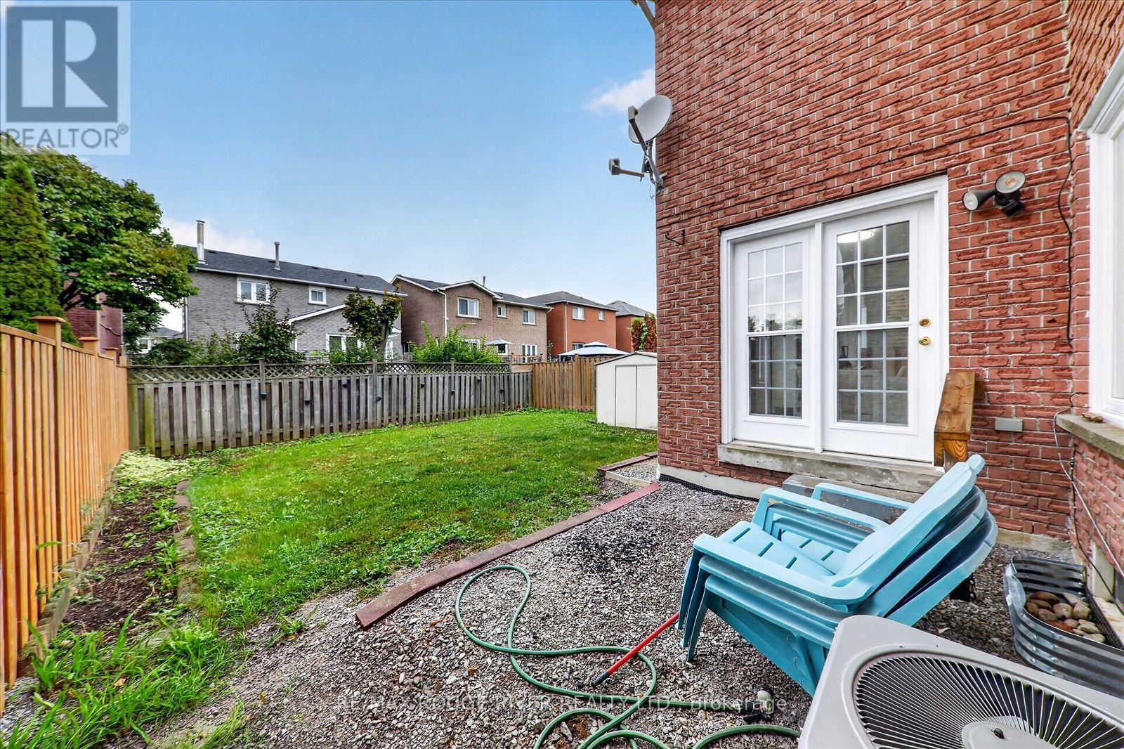 211 Ponymeadow Terrace, Toronto, Ontario  M1C 4W2 - Photo 42 - E13852274