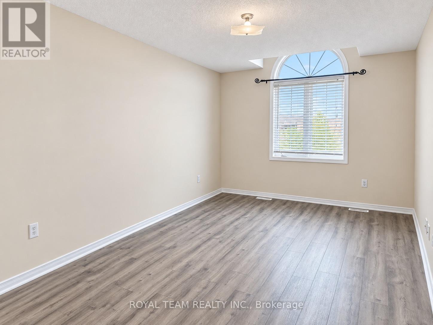 1786 Swan Street, Innisfil, Ontario L9S 0A9 - Photo 11 - N13852162
