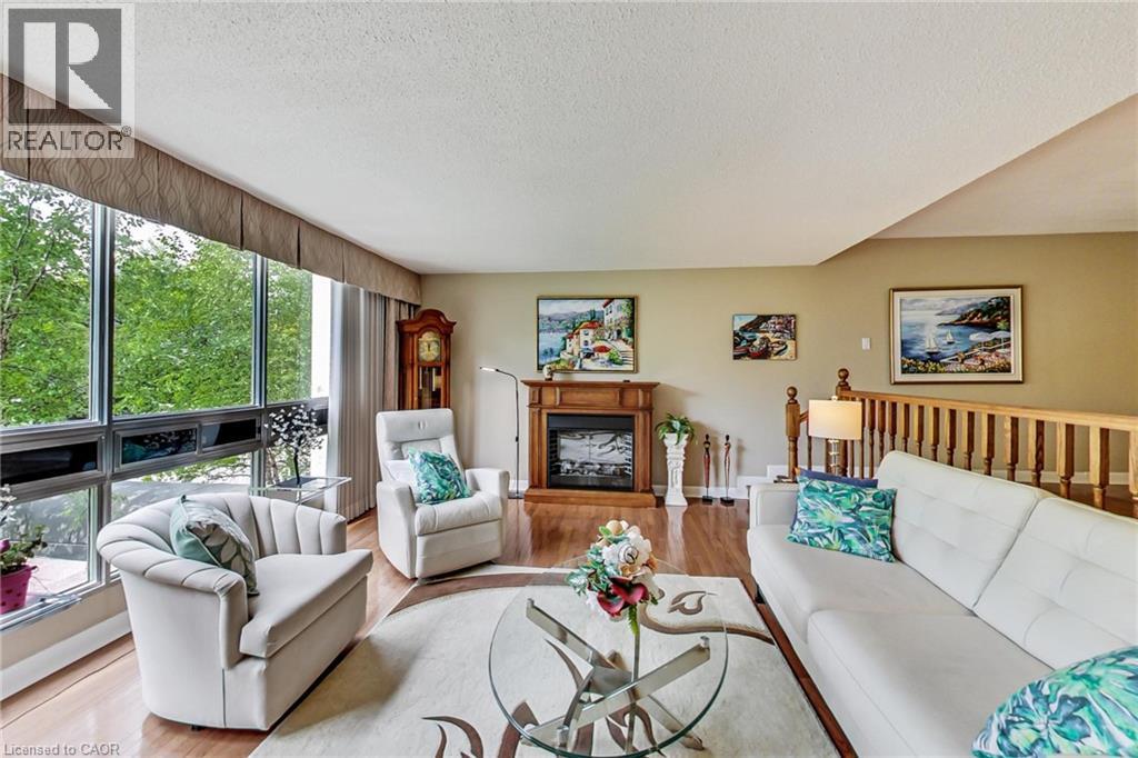 2185 Marine Drive Unit# 202, Oakville, Ontario  L6L 5L6 - Photo 5 - 40868343