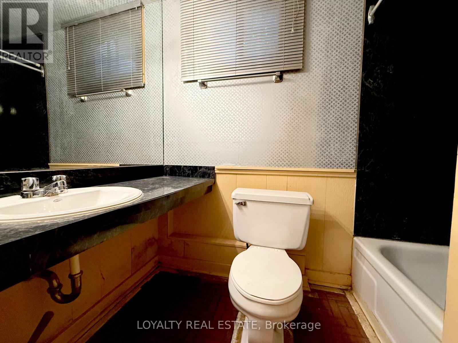 4 Canadiana Drive, Markham, Ontario L3T 2Y6 - Photo 31 - N13852278