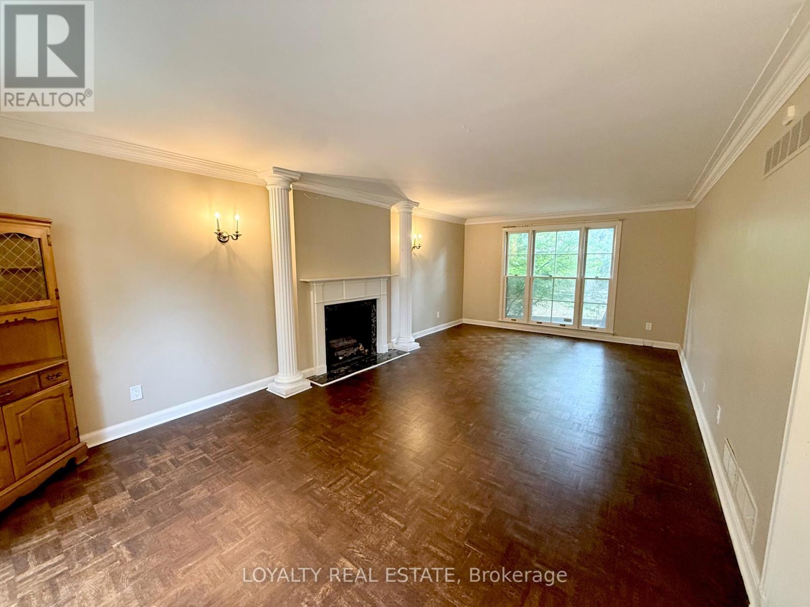 4 Canadiana Drive, Markham, Ontario L3T 2Y6 - Photo 4 - N13852278