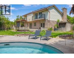 74 UNIVERSITY DRIVE, Chatham, Ontario