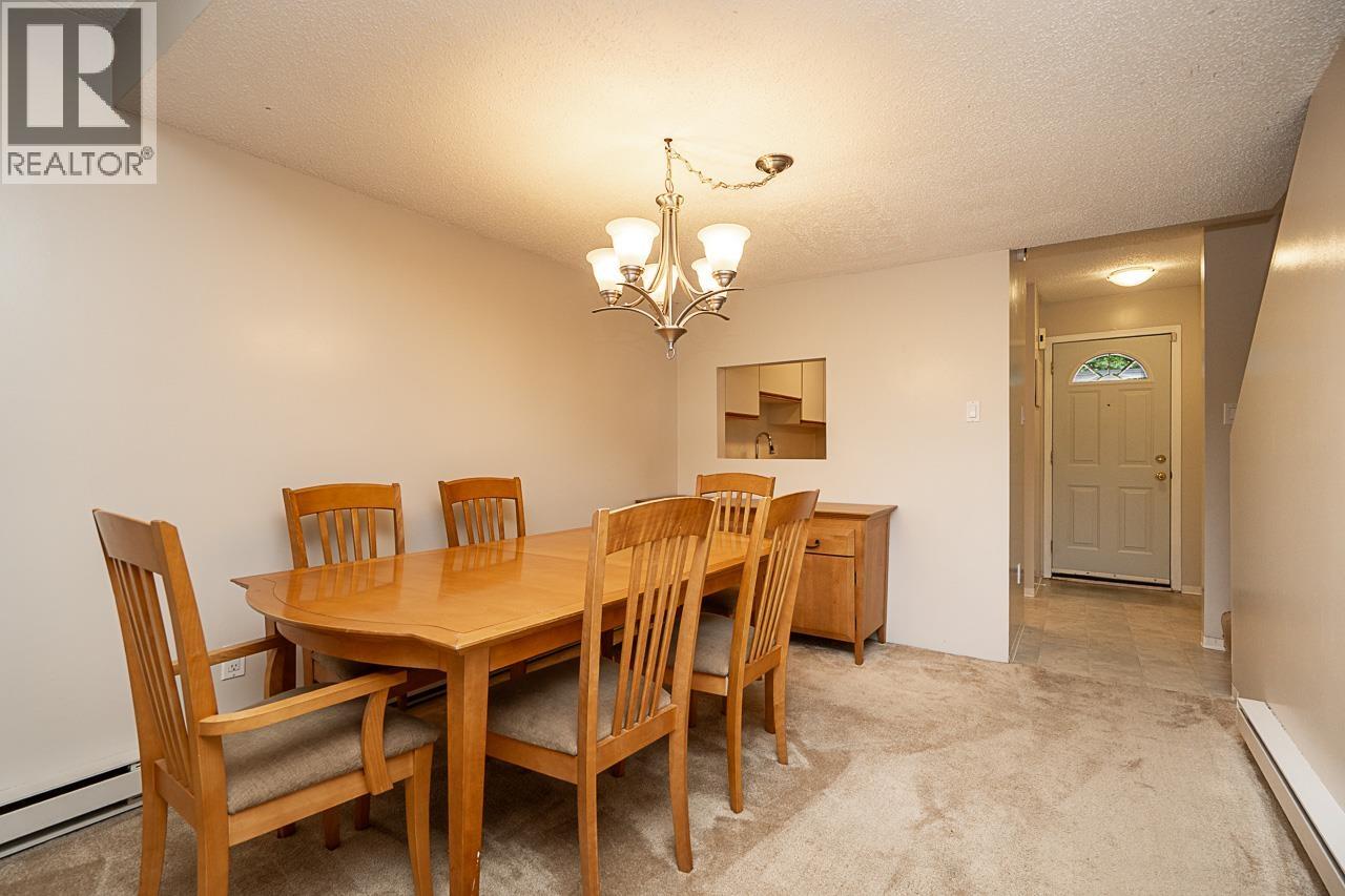 4248 Garden Grove Drive, Burnaby, British Columbia  V5G 4G6 - Photo 3 - R3171478