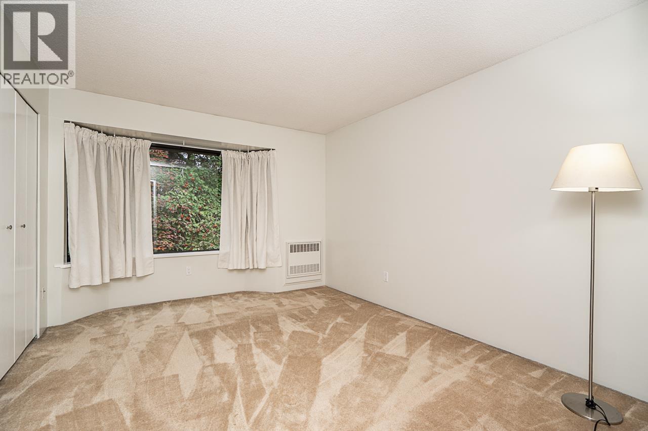 4248 Garden Grove Drive, Burnaby, British Columbia  V5G 4G6 - Photo 12 - R3171478