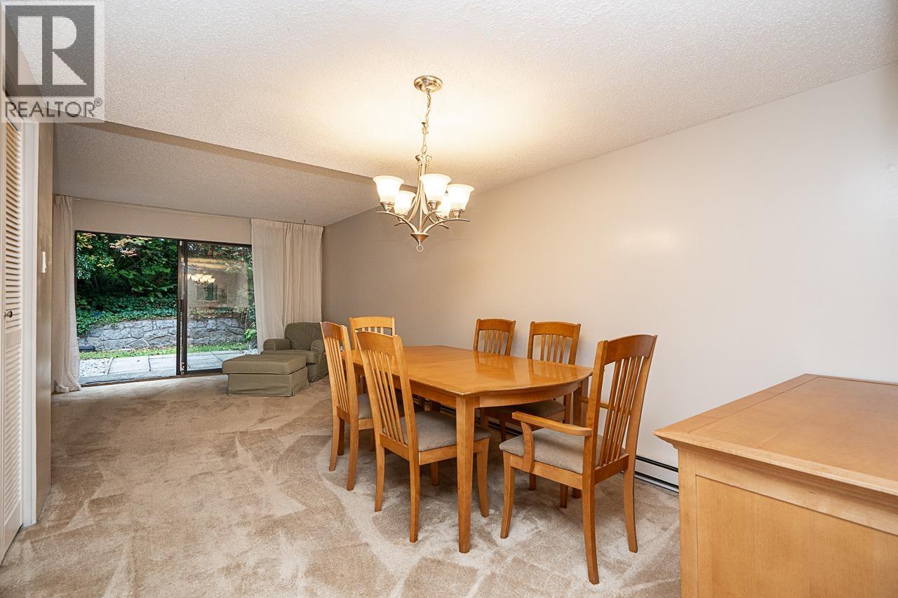4248 Garden Grove Drive, Burnaby, British Columbia  V5G 4G6 - Photo 5 - R3171478