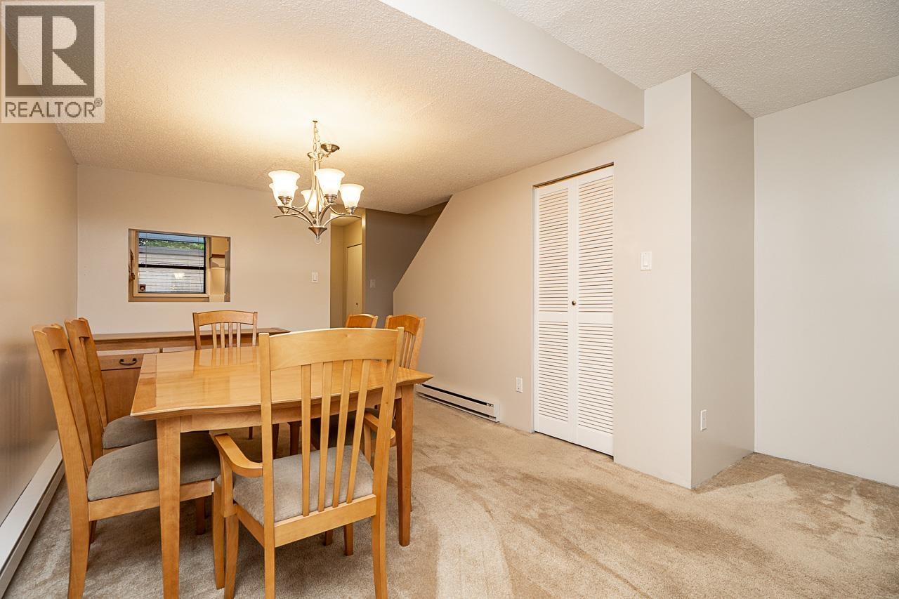4248 Garden Grove Drive, Burnaby, British Columbia  V5G 4G6 - Photo 4 - R3171478