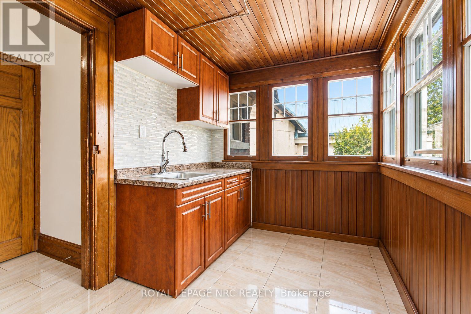 5134 Victoria Avenue E, Niagara Falls, Ontario  L2E 4E3 - Photo 18 - X13852266