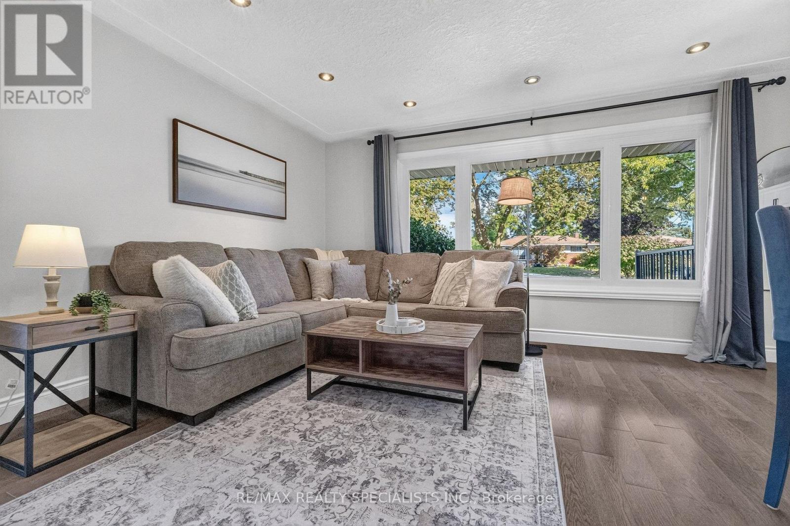 70 Duncairn Avenue, Kitchener, Ontario  N2M 4S4 - Photo 18 - X13852288