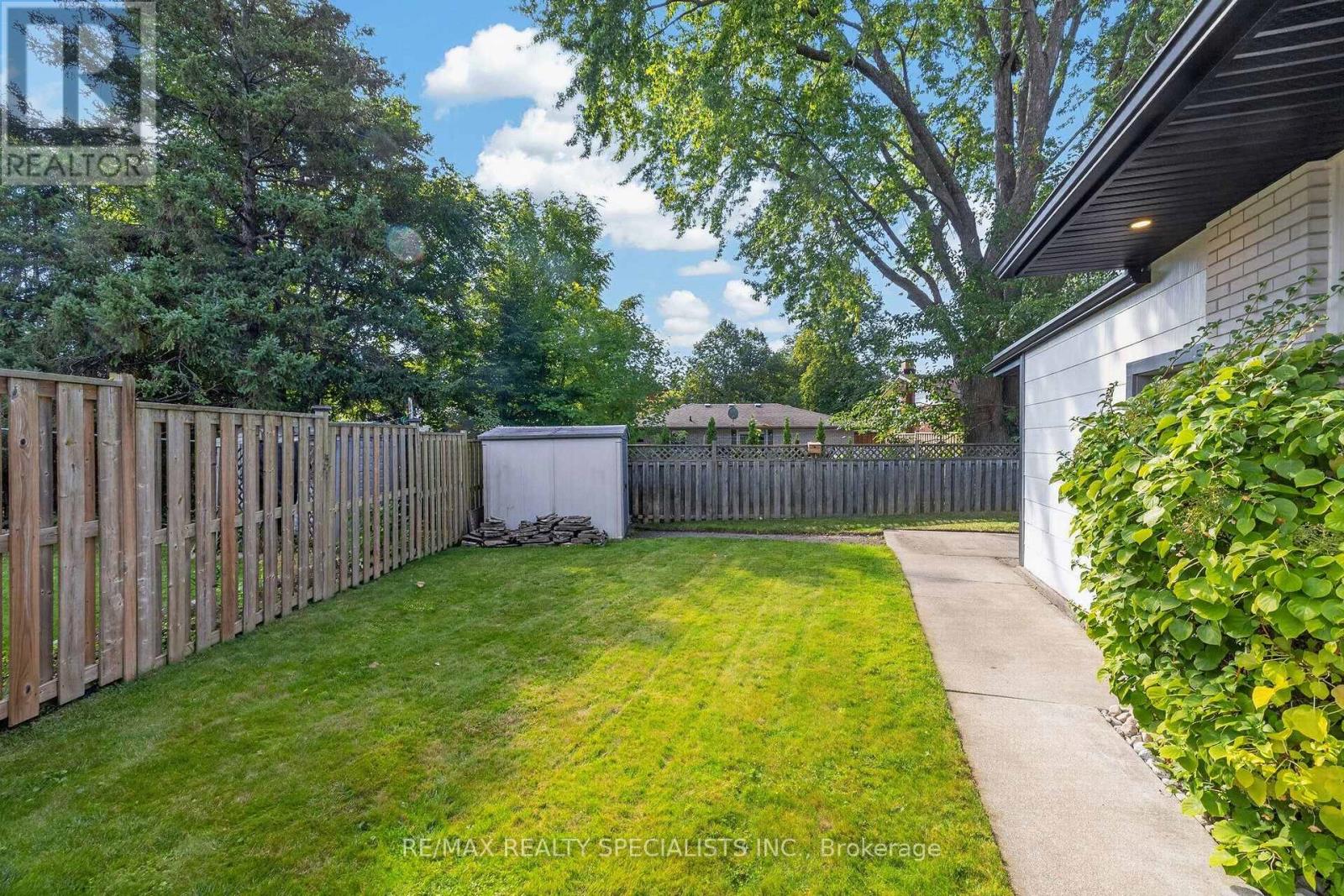 70 Duncairn Avenue, Kitchener, Ontario  N2M 4S4 - Photo 36 - X13852288