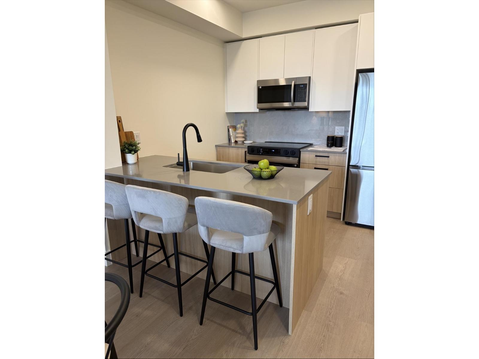 104 10065 133 Street, Surrey, British Columbia  V3T 3Y6 - Photo 2 - R3171587